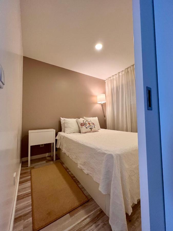 Cozy Apartment In Historical Center Viana do Castelo Bagian luar foto